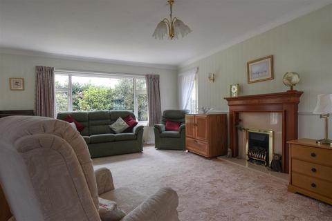 2 bedroom detached bungalow for sale, Broad Oak Lane, Bexhill-On-Sea