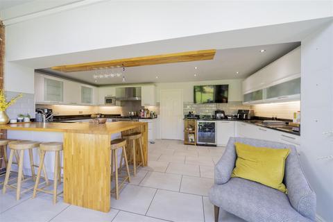 8 Appleby Grove, Wirral, CH62 6EU