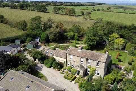 6 bedroom house for sale, Smallholding with 3 individual detached dwellings on outskirts of Harrogate
