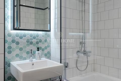 1 bedroom apartment for sale, Echo House, London E14