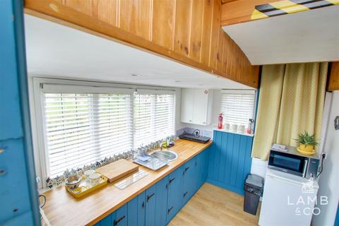1 bedroom houseboat for sale, Mill Street, St. Osyth CO16