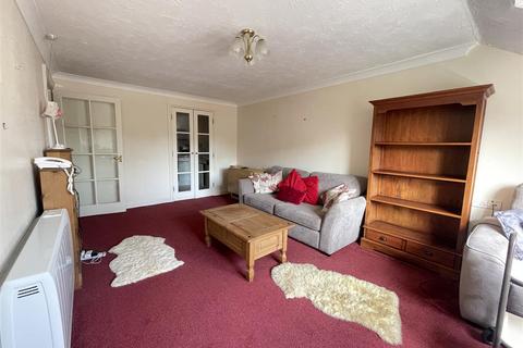 1 bedroom retirement property for sale, Archers Court, Salisbury SP1