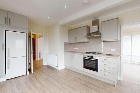 3 bedroom apartment to rent, Sandmoor Court, Moortown, Leeds