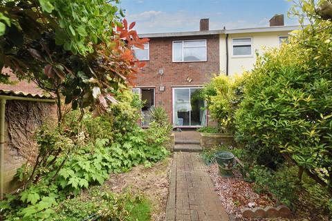 31 Butneys, Basildon, SS14 2DH