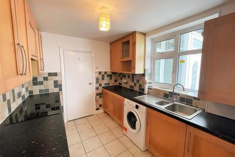 1 bedroom apartment to rent, Park Street, Westcliff-On-Sea