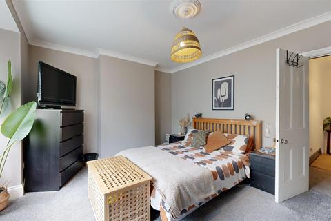 3 bedroom end of terrace house for sale, St. Georges Estate Road, Portland