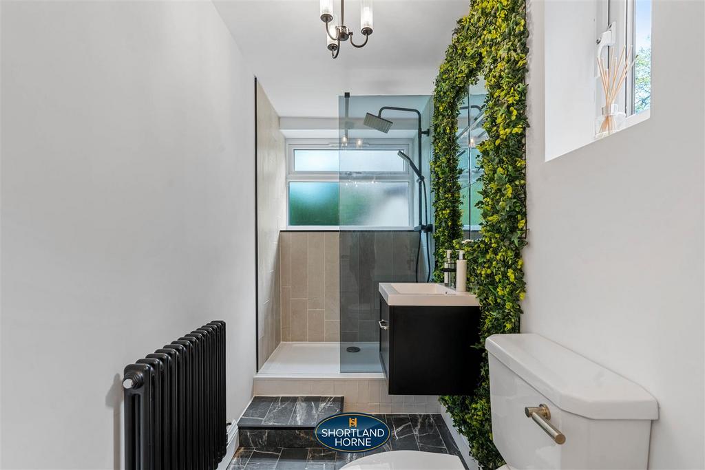 166 Woodside Ave Sth (10 of 31).jpg