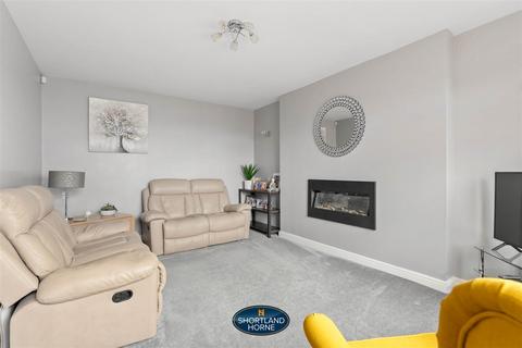 97 Babbacombe Road, Styvechale, Coventry, CV3 5NZ