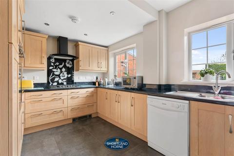 97 Babbacombe Road, Styvechale, Coventry, CV3 5NZ