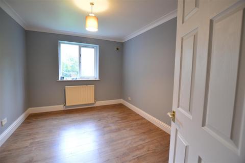 1 bedroom flat to rent, Bower Court, 34 Cippenham Lane, Cippenham