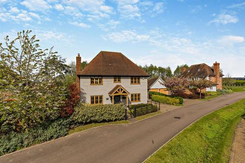 4 bedroom detached house for sale, Franklin Kidd Lane, Aylesford ME20