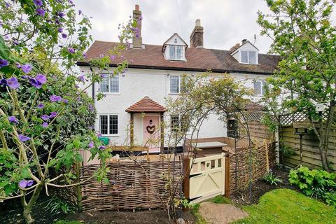 3 bedroom semi-detached house for sale, Church Road, Silsoe, Bedfordshire, MK45