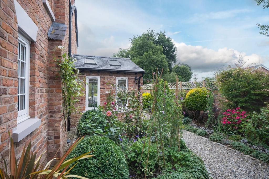 8 Bowmere Road-021.JPG
