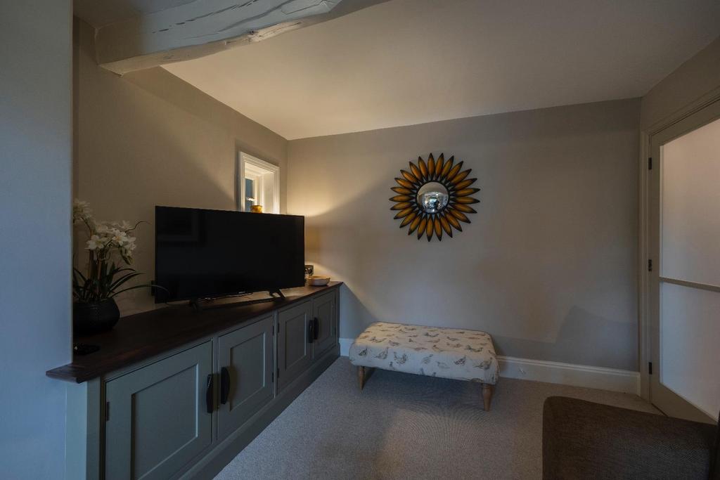 8 Bowmere Road-064.JPG