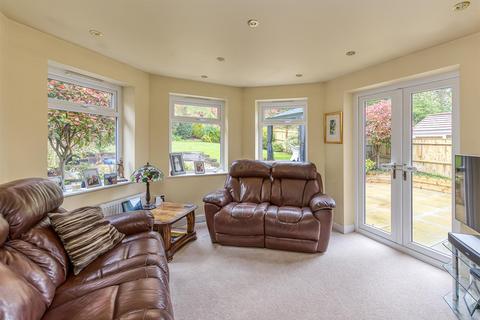 10 Hillside, Wombourne, Wolverhampton, WV5 8AL