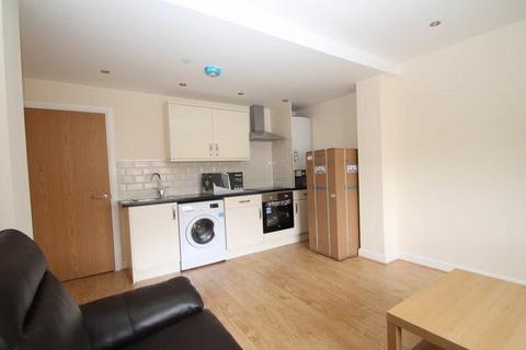 2 bedroom apartment to rent, North Road, Cardiff