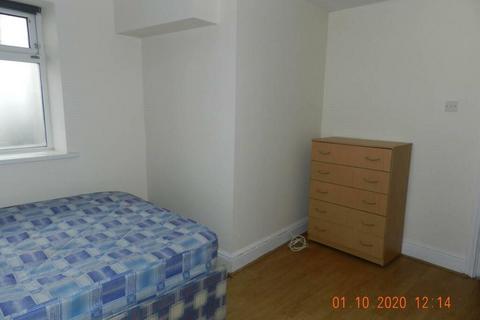 2 bedroom terraced house to rent, Glenroy Street, Cardiff