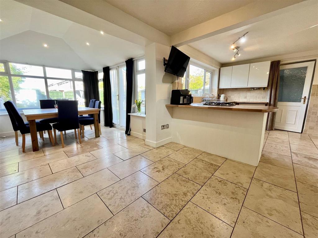 Kitchen/ Living / Dining Space