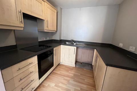 2 bedroom flat to rent, Ashwood Close, Oldbury