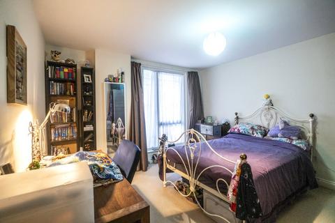 2 bedroom apartment for sale, Needleman Close, Pulse, Colindale, NW9