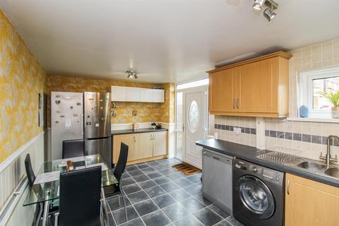 2 bedroom terraced house for sale, Esther Grove, Wakefield WF2
