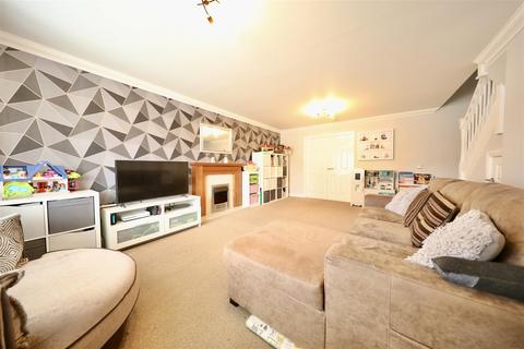 4 Grosvenor Road, Kingswood, Hull, HU7 3DS