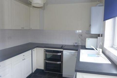 2 bedroom terraced house to rent, Ditchingham Close, Aylesbury HP19