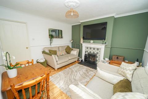 2 bedroom flat for sale, Mentmore Road, Leighton Buzzard