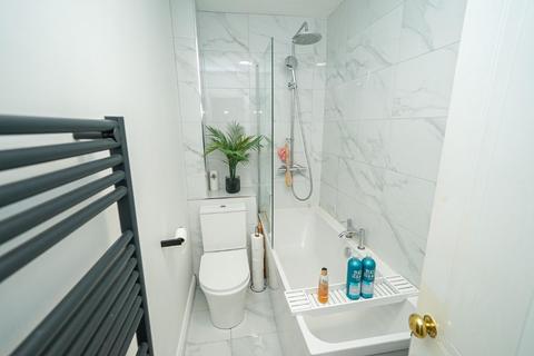 Flat 2, 20 Mentmore Road, Leighton Buzzard, LU7 2NZ