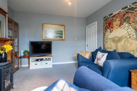 105 Byron Crescent, Dundee, DD3 6SS
