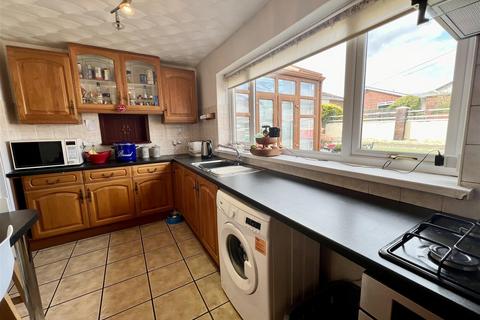 2 bedroom semi-detached bungalow for sale, Beechwood Avenue, Aberdare CF44