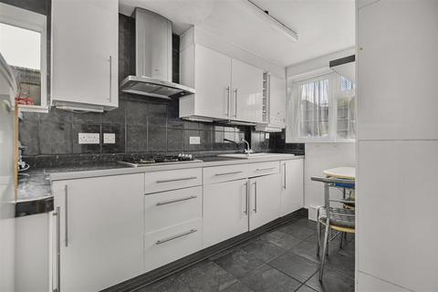 356 Hemdean Road, Caversham, Reading, RG4 7QJ