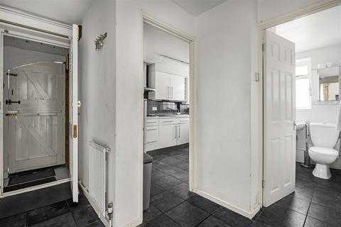 356 Hemdean Road, Caversham, Reading, RG4 7QJ