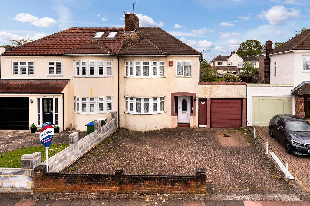 Wren Road, Sidcup, DA14 3 bed semidetached house for sale £550,000