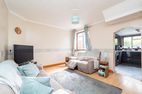 21 Bushey Road, Sutton, SM1 1QR