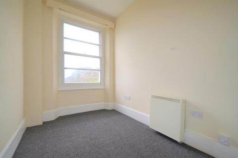 2 bedroom flat to rent, 2 Bedroom Flat, Larkstone Terrace, Ilfracombe