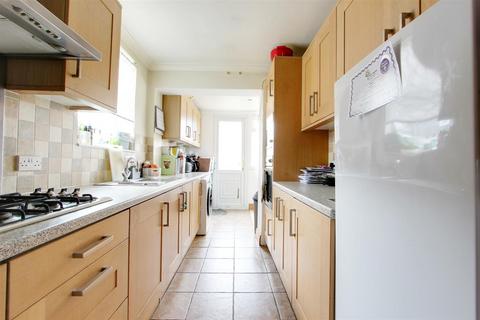 46 Buckingham Road, Tring, HP23 4HF