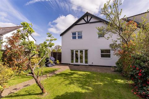 4 bedroom detached house for sale, The Green, Theydon Bois