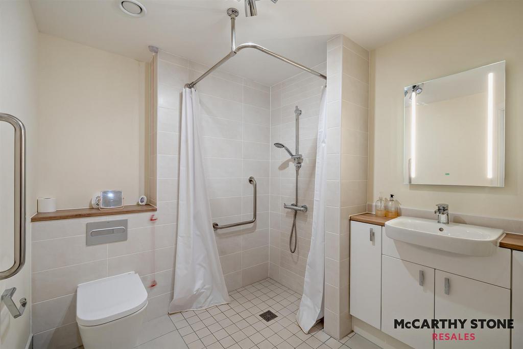 8594310-interior11-800.JPG