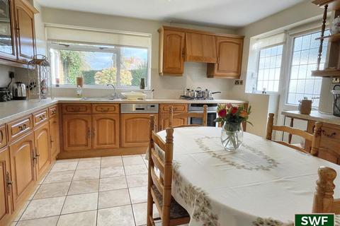 4 bedroom detached house for sale, Meadowvale, Codsall