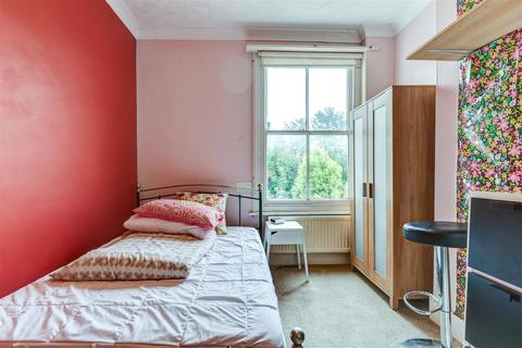 1 bedroom flat to rent, Millers Road, Brighton