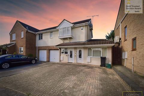 1 bedroom maisonette for sale, Heybridge Drive, Wickford