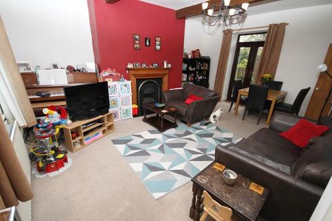 6 Starting Post, Idle Moor, Bradford, BD10 8TY
