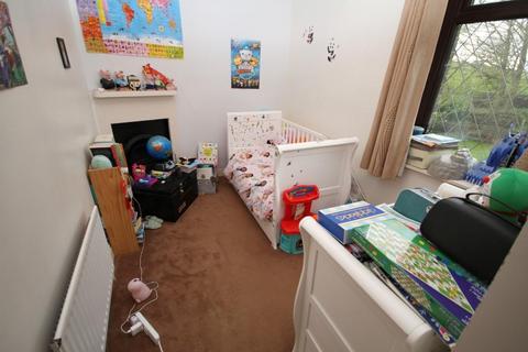 6 Starting Post, Idle Moor, Bradford, BD10 8TY