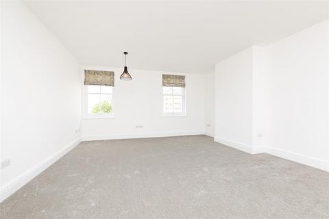 2 bedroom flat to rent, Holland Road, Hove