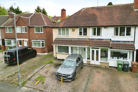 3 bedroom end of terrace house for sale, Beacon Road, Great Barr, Birmingham, B43