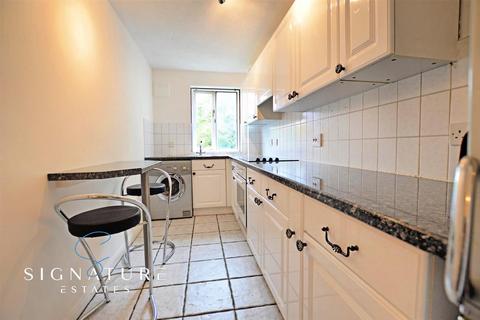 1 bedroom flat for sale, Leveret Close Leavesden Watford