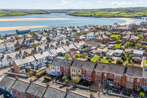 3 Glynn Road, Padstow, PL28 8EF