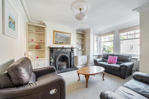3 Glynn Road, Padstow, PL28 8EF