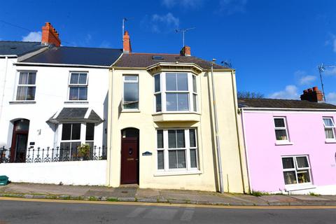 2 bedroom terraced house for sale, Trafalgar Road, Tenby